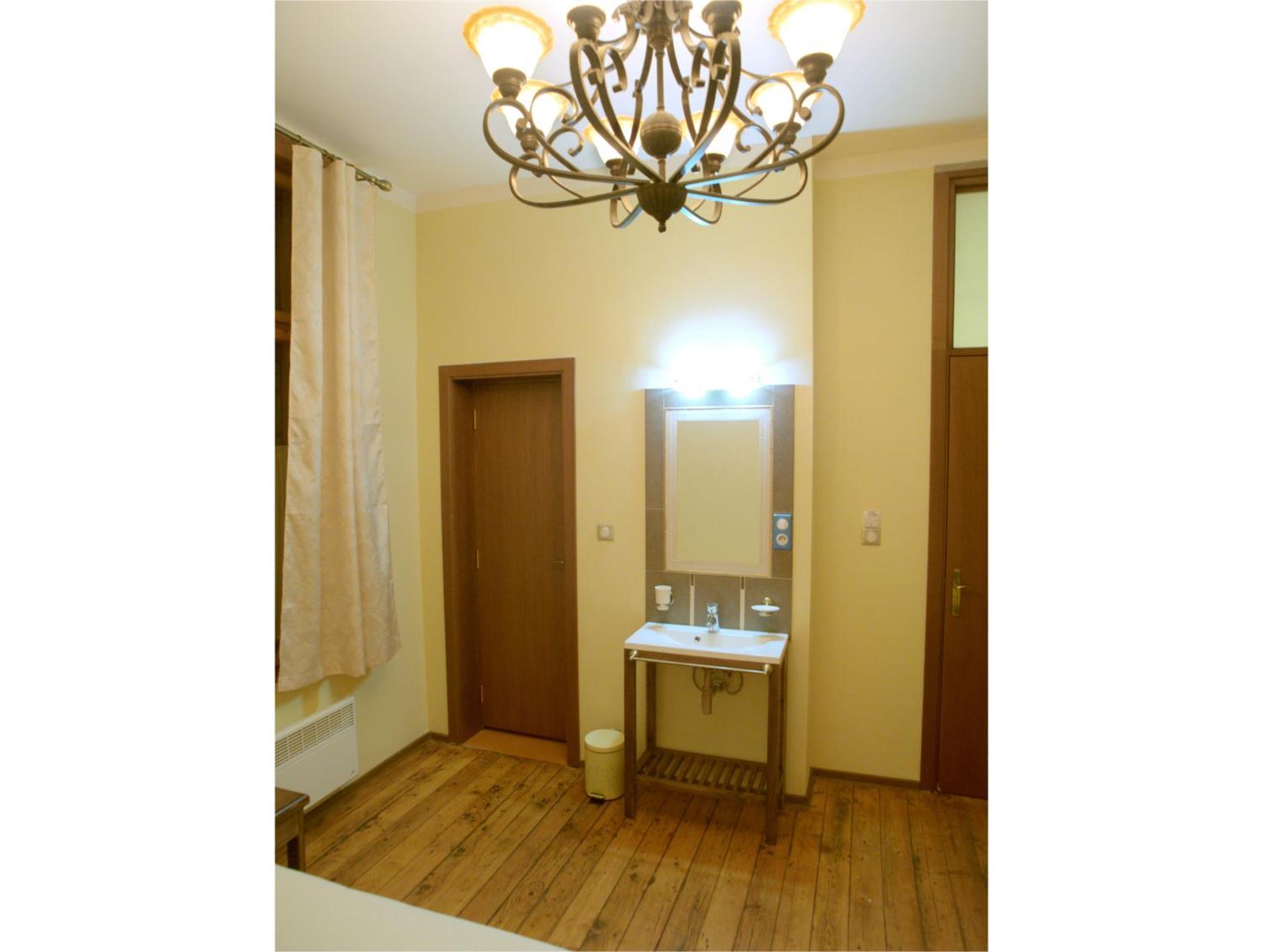 Balkan Rooms & Studios In Downtown โซเฟีย ภายนอก รูปภาพ